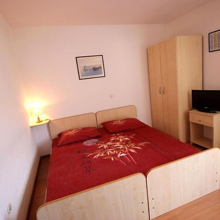 Apartments Ivka Omis Phòng bức ảnh