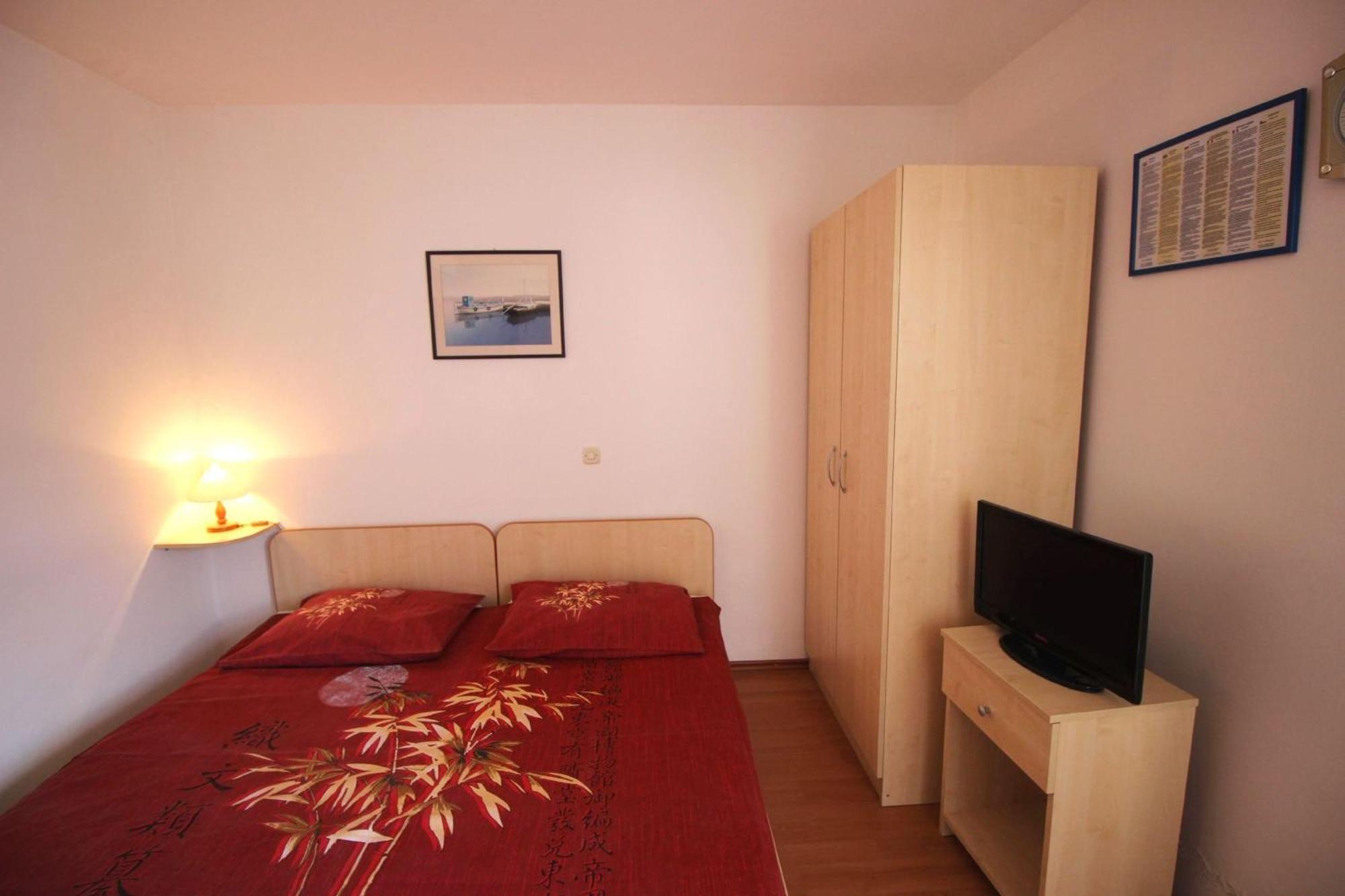 Apartments Ivka Omis Phòng bức ảnh
