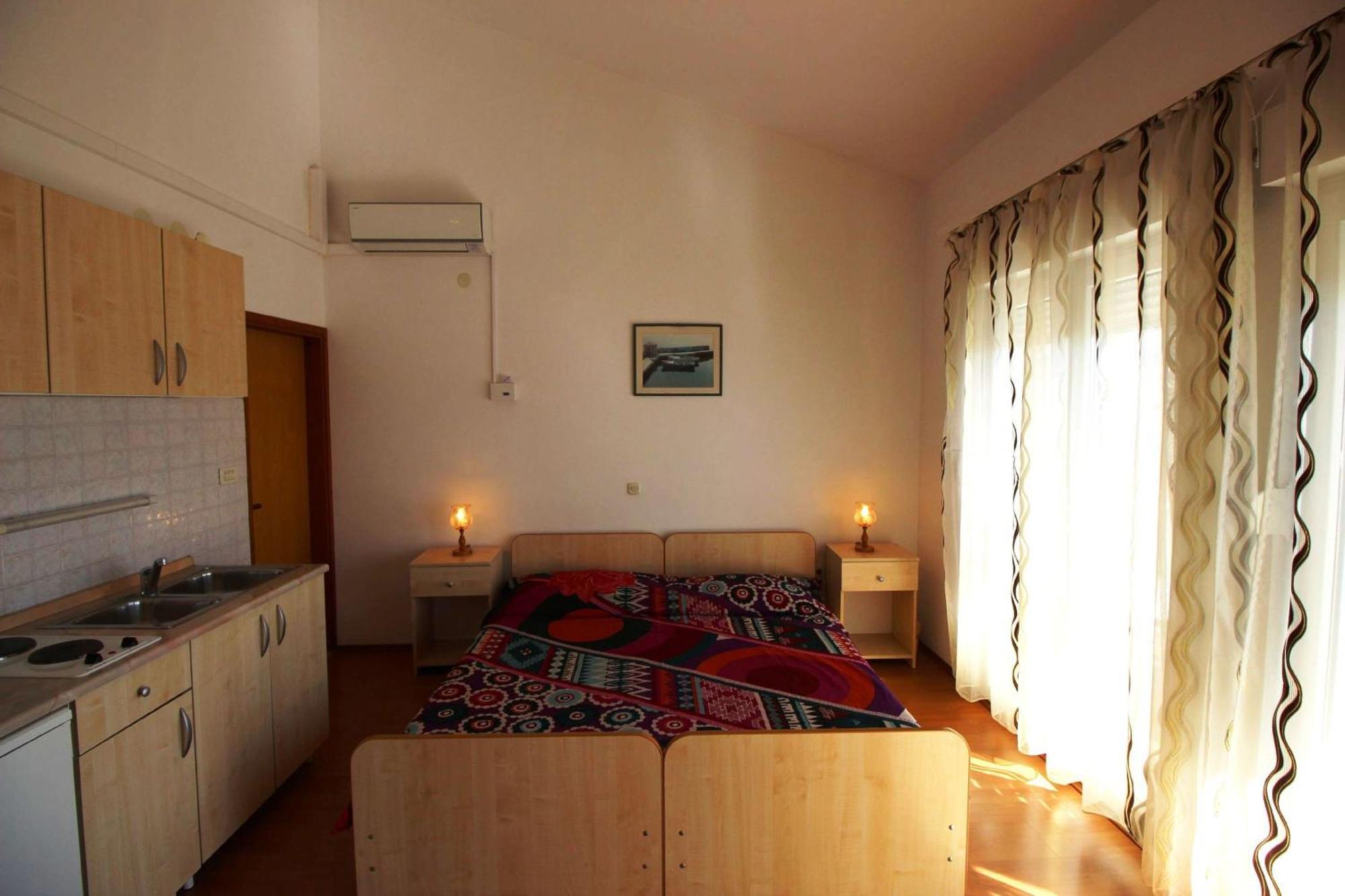 Apartments Ivka Omis Phòng bức ảnh