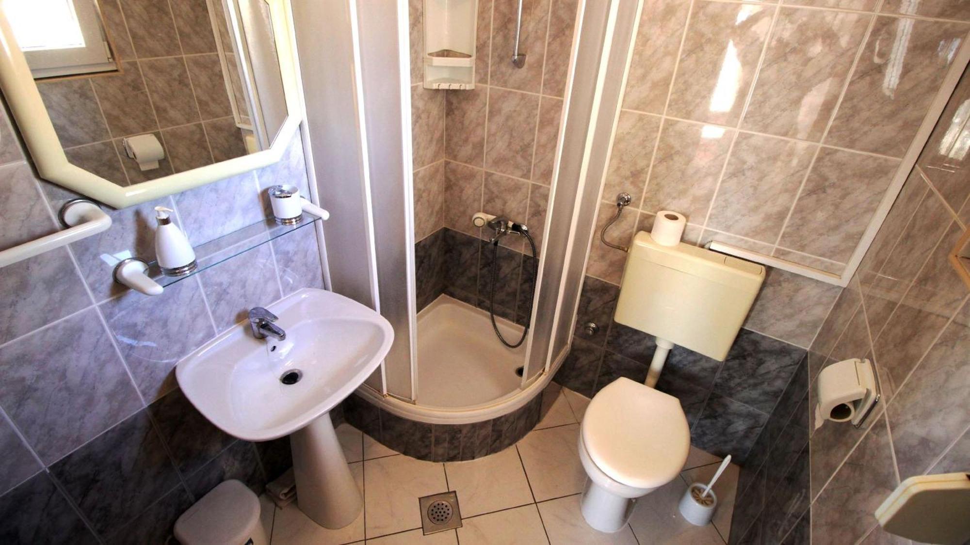 Apartments Ivka Omis Phòng bức ảnh