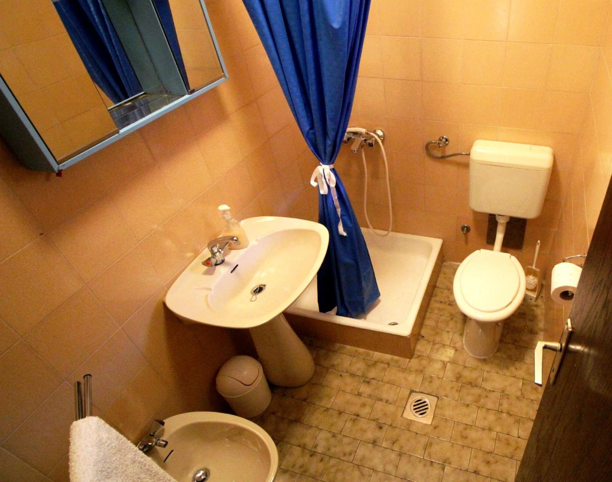 Apartments Ivka Omis Phòng bức ảnh