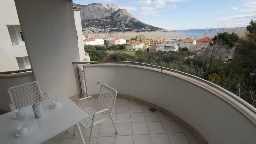 Apartments Ivka Omis Phòng bức ảnh