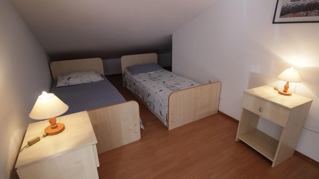 Apartments Ivka Omis Phòng bức ảnh