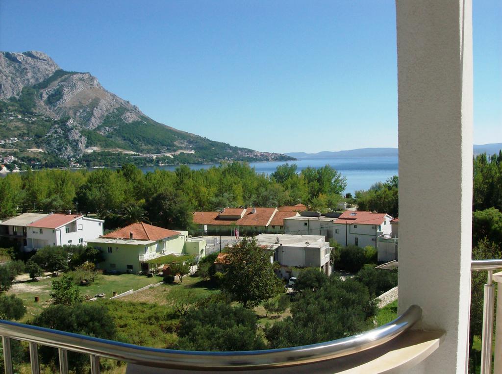 Apartments Ivka Omis Ngoại thất bức ảnh